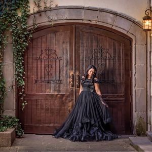 Meet your Posher, Leena